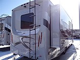 2014 Thor Motor Coach Hurricane Photo #15