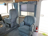1997 Thor Motor Coach Hurricane Photo #11