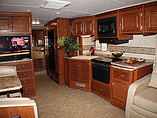 2009 Thor Motor Coach Hurricane Photo #2