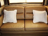 2014 Thor Motor Coach Hurricane Photo #16