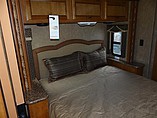 2014 Thor Motor Coach Hurricane Photo #16
