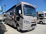 15 Thor Motor Coach Hurricane