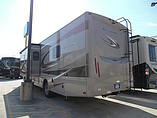 2015 Thor Motor Coach Hurricane Photo #5