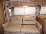 2015 Thor Motor Coach Hurricane Photo #11