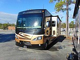 2015 Thor Motor Coach Hurricane Photo #3
