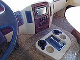 2015 Thor Motor Coach Hurricane Photo #21