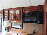 2015 Thor Motor Coach Hurricane Photo #25