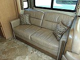 2015 Thor Motor Coach Hurricane Photo #26