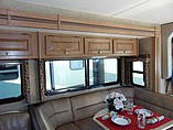 2015 Thor Motor Coach Hurricane Photo #30