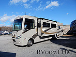 2015 Thor Motor Coach Hurricane Photo #2
