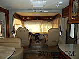 2015 Thor Motor Coach Hurricane Photo #4