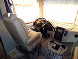 2015 Thor Motor Coach Hurricane Photo #5