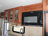 2015 Thor Motor Coach Hurricane Photo #14