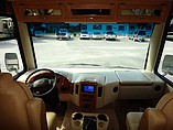 2015 Thor Motor Coach Hurricane Photo #26