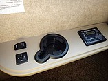 2015 Thor Motor Coach Hurricane Photo #28