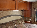 2014 Thor Motor Coach Hurricane Photo #25