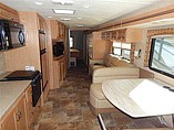 2015 Thor Motor Coach Hurricane Photo #6