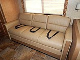 2015 Thor Motor Coach Hurricane Photo #20