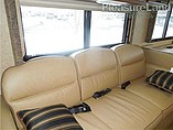 2015 Thor Motor Coach Hurricane Photo #11