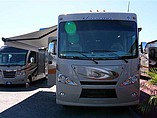 2015 Thor Motor Coach Hurricane Photo #2