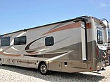 2016 Thor Motor Coach Hurricane Photo #3