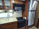 2016 Thor Motor Coach Hurricane Photo #10