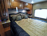 2016 Thor Motor Coach Hurricane Photo #13