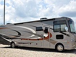 2016 Thor Motor Coach Hurricane Photo #22