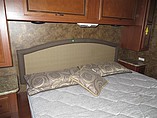 2014 Thor Motor Coach Hurricane Photo #10