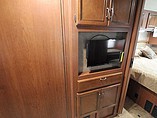 2015 Thor Motor Coach Hurricane Photo #16