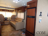 2015 Thor Motor Coach Hurricane Photo #13