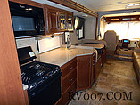 2015 Thor Motor Coach Hurricane Photo #15