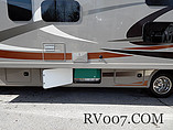 2015 Thor Motor Coach Hurricane Photo #29