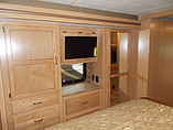 2015 Thor Motor Coach Hurricane Photo #16