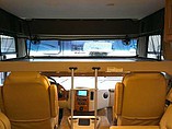 2015 Thor Motor Coach Hurricane Photo #7