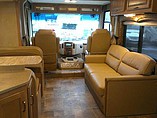 2015 Thor Motor Coach Hurricane Photo #14
