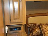 2015 Thor Motor Coach Hurricane Photo #30