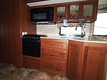 2016 Thor Motor Coach Hurricane Photo #4