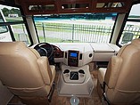 2016 Thor Motor Coach Hurricane Photo #14