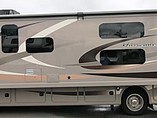 2016 Thor Motor Coach Hurricane Photo #12