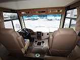 2016 Thor Motor Coach Hurricane Photo #4
