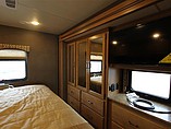 2016 Thor Motor Coach Hurricane Photo #16