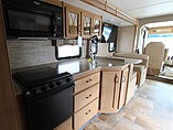 2016 Thor Motor Coach Hurricane Photo #26