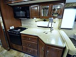 2016 Thor Motor Coach Hurricane Photo #7