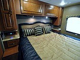 2016 Thor Motor Coach Hurricane Photo #14