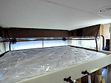 2016 Thor Motor Coach Hurricane Photo #20