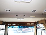 2015 Thor Motor Coach Hurricane Photo #13