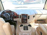 2015 Thor Motor Coach Hurricane Photo #15