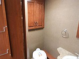 2015 Thor Motor Coach Hurricane Photo #21