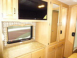 2015 Thor Motor Coach Hurricane Photo #22